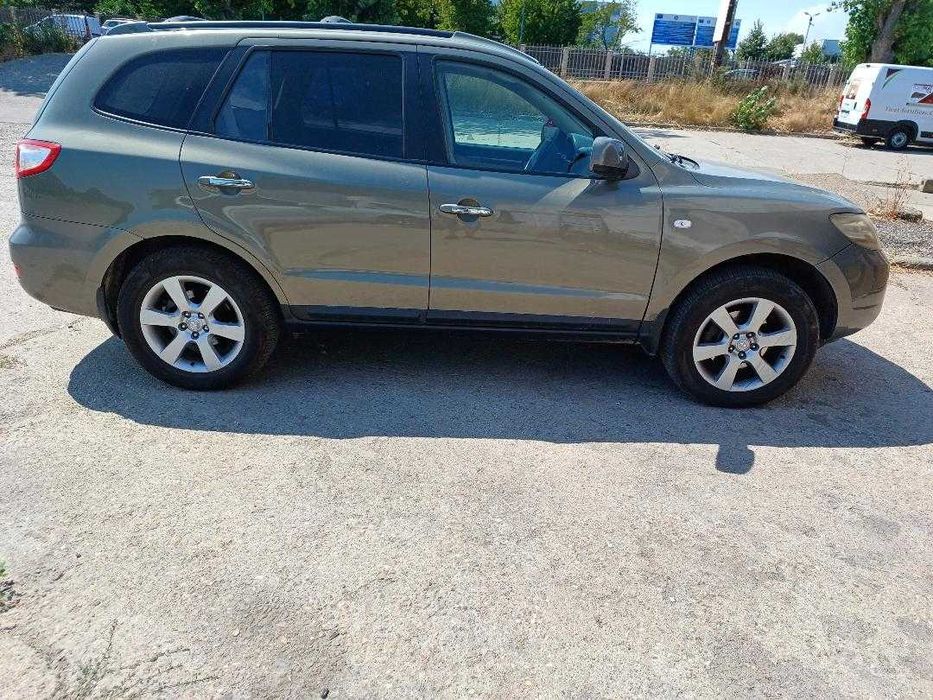 vand Hyundai Santa Fe 2.2 diesel din 2007,LOCURI 7