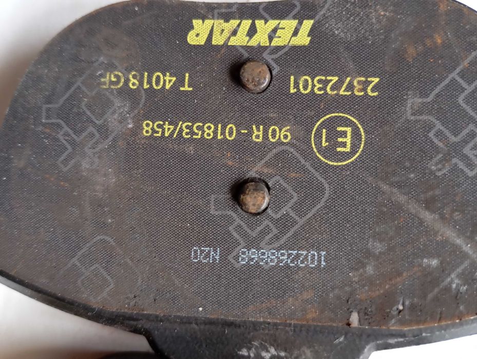 Накладки Textar 2372301 / 4018 G нови, комплект   Ford / Mazda / Volvo