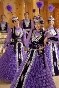 Аренда, прокат казахских национальных костюмов