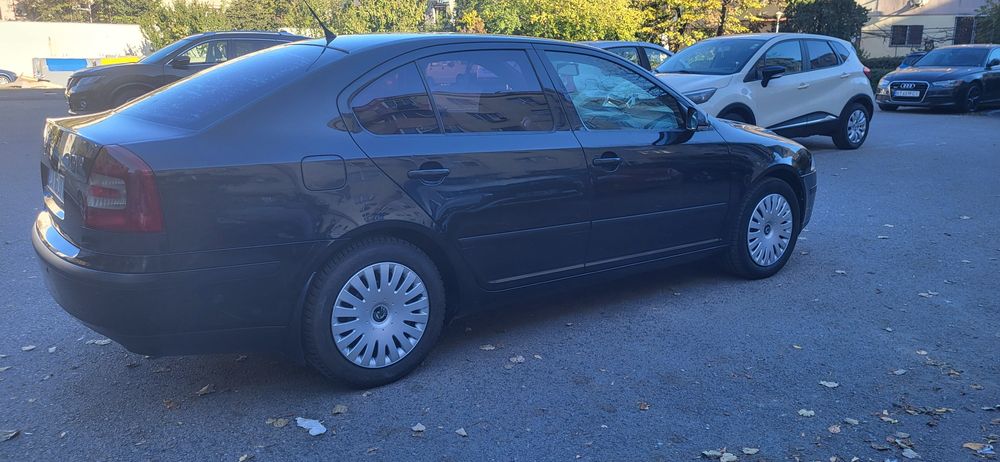 Vând Sau schimb Skoda Octavia2 Diesel 1.9 Anul 2008 full Opțiuni Acte