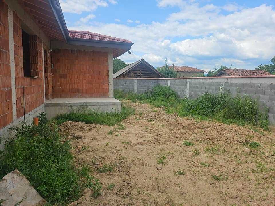 Продава се Къща в Казанлък - 140 кв.м за 965 €/кв.м - Снимка #3