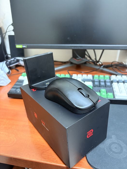 Продаю мышь zowie u2