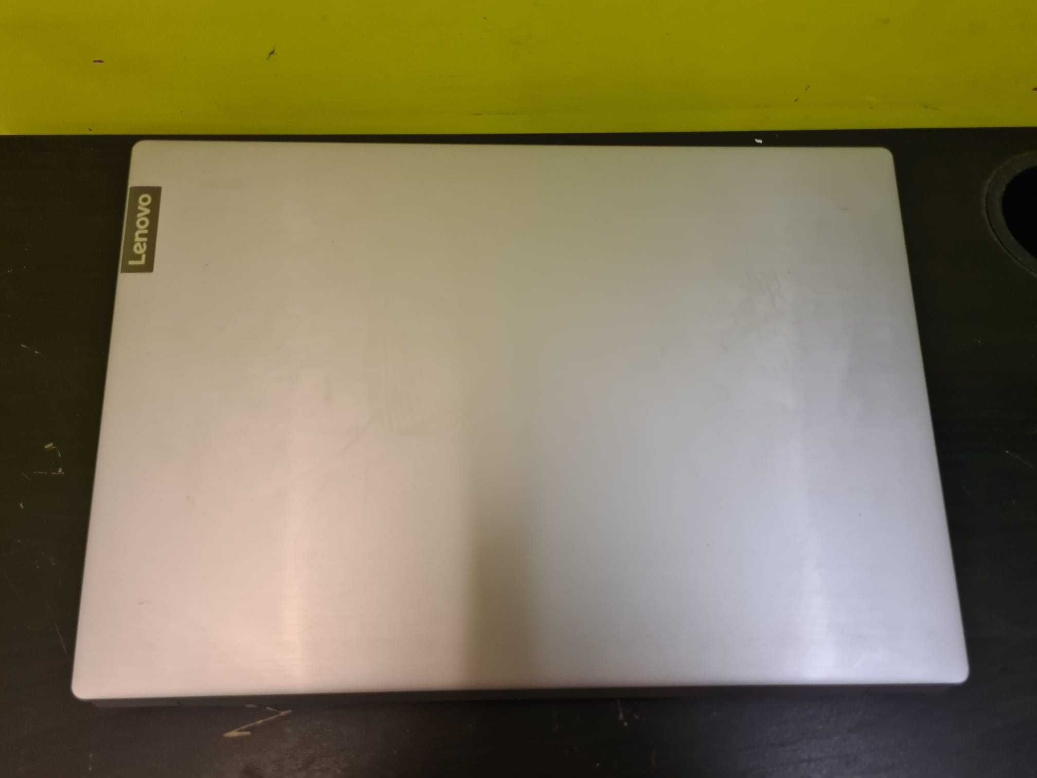 Laptop Lenovo Ideapad S145-15IGM cu procesor Intel® Celeron® N4000