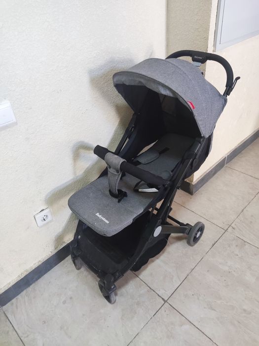 Коляска прогулочная