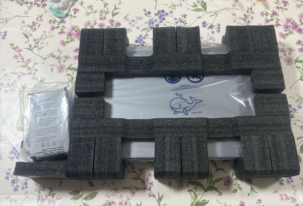 Vand Laptop Lenovo Gaming i5 24gb sigilat