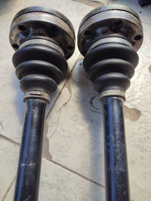 Продавам големи полуоски от е36 за диф 188