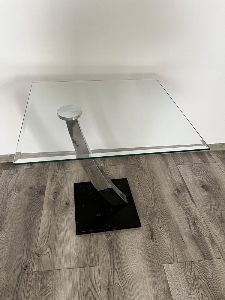 Măsuță de sticla cu picior si suport de marmură