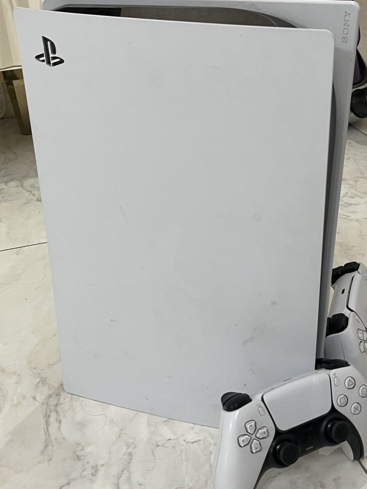 PS 5  с два оригинални джойстика