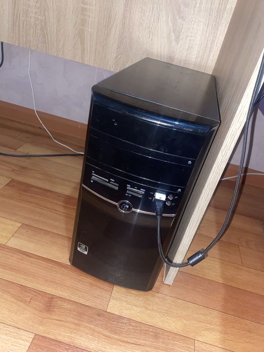 Продам пк тянет игры и все такое