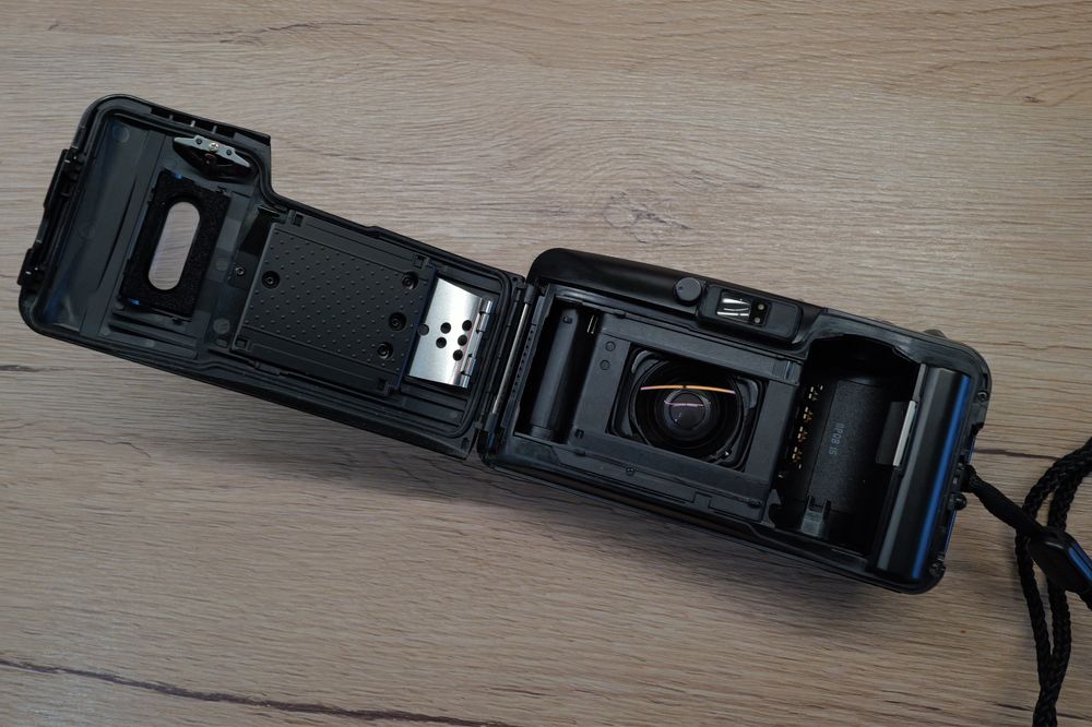 Aparat foto Olympus Mju zoom 105 stare perfecta film point and shot