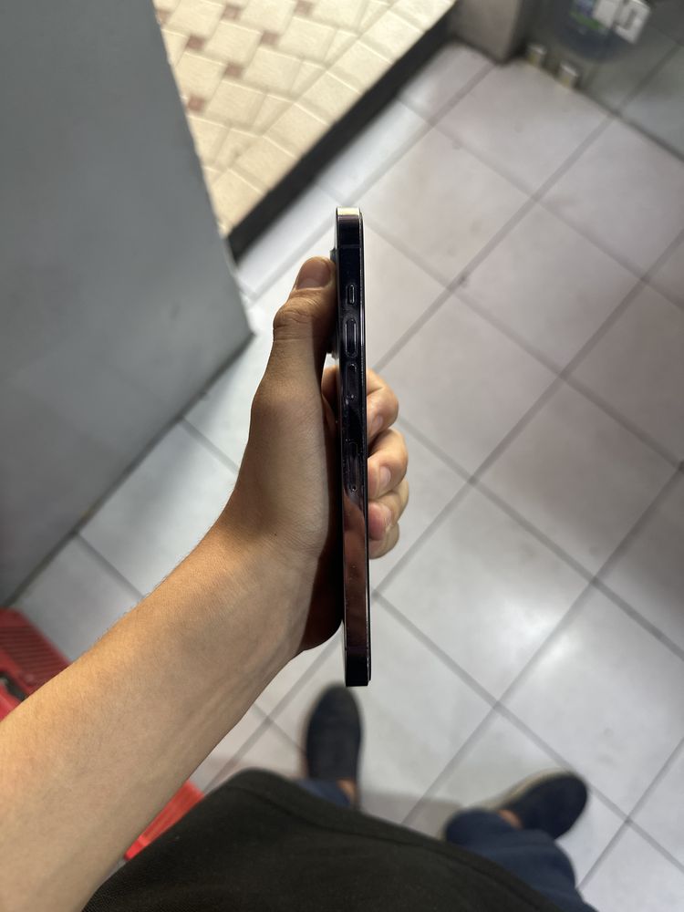 Iphone 14 pro max deep purple