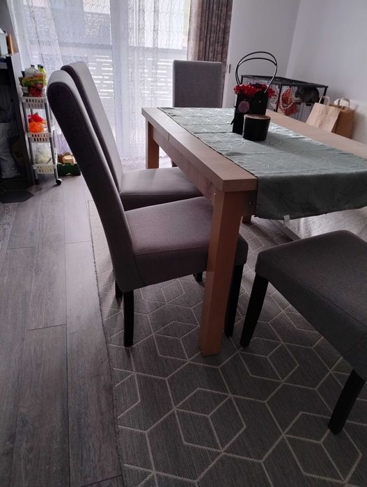 Set masa si 6 scaune