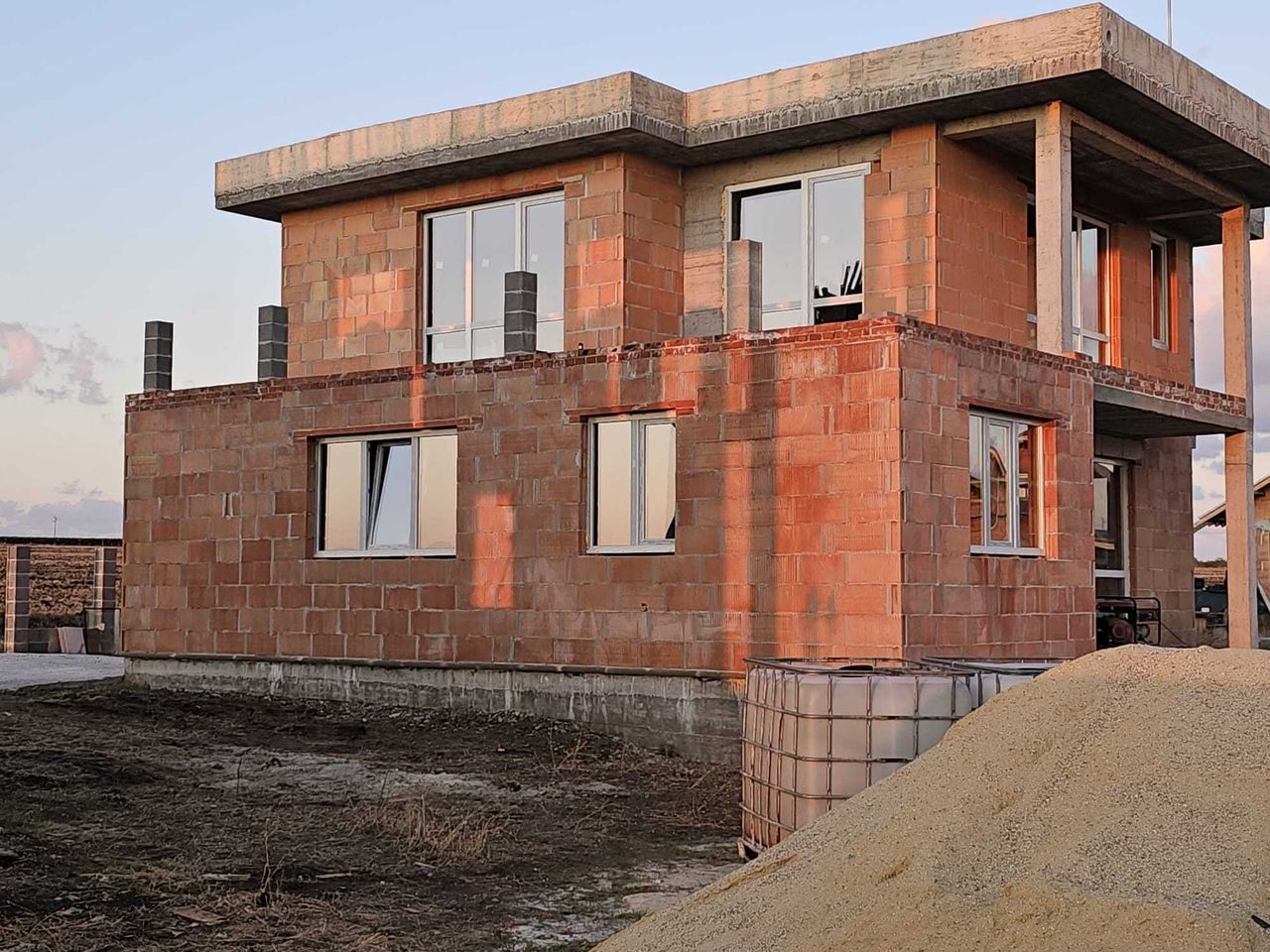 Продава се Къща в Бургас, Сарафово - 356 кв.м за 773 €/кв.м - Снимка #5