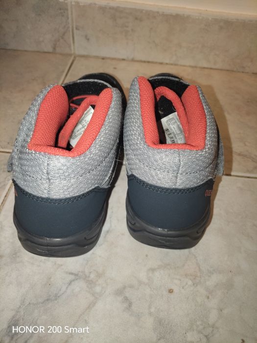 Детски зимни боти