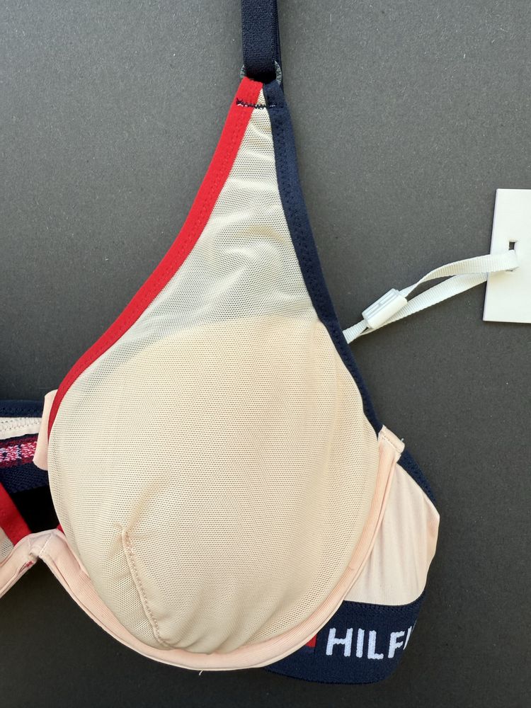 Лек, летен сутиен Tommy Hilfiger /75B/