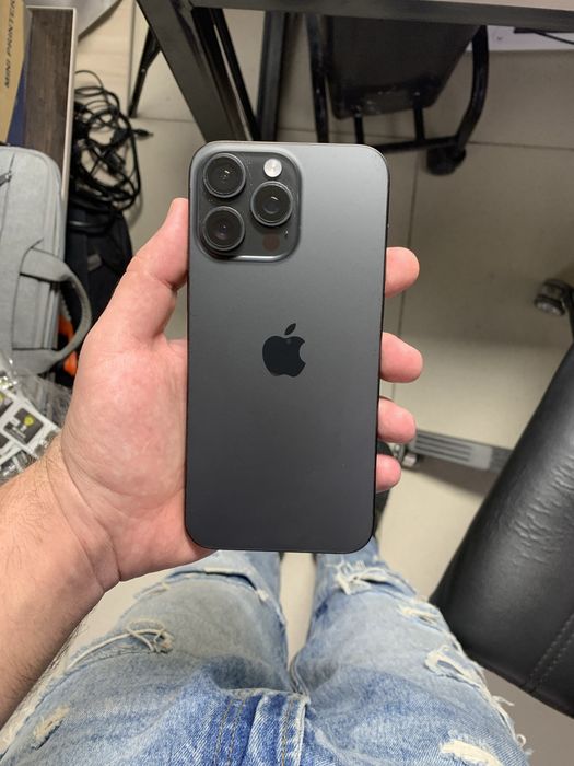 iPhone 15 Pro Max