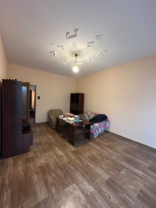 Продава се Тристаен апартамент в Пловдив, Тракия - 70 кв.м за 156 €/кв.м - Снимка #1