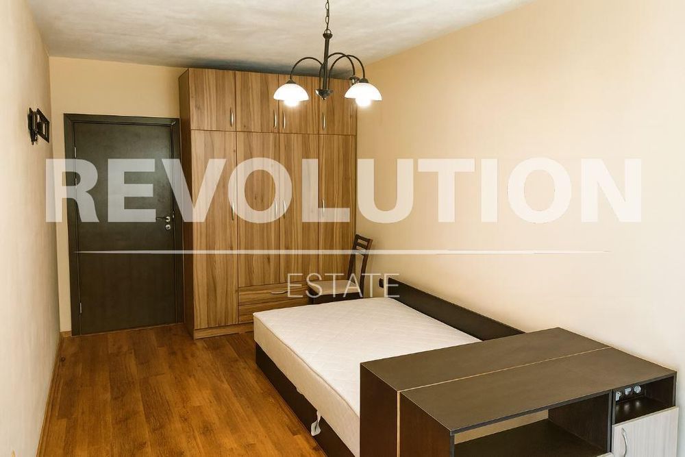 Дава се под наем Двустаен апартамент в Варна, ХЕИ - 55 кв.м за 450 € - Снимка #1