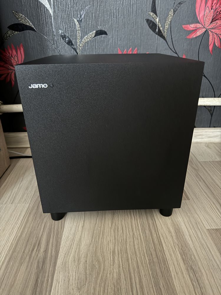 Vand  Subwoofer Activ Jamo SUB 210