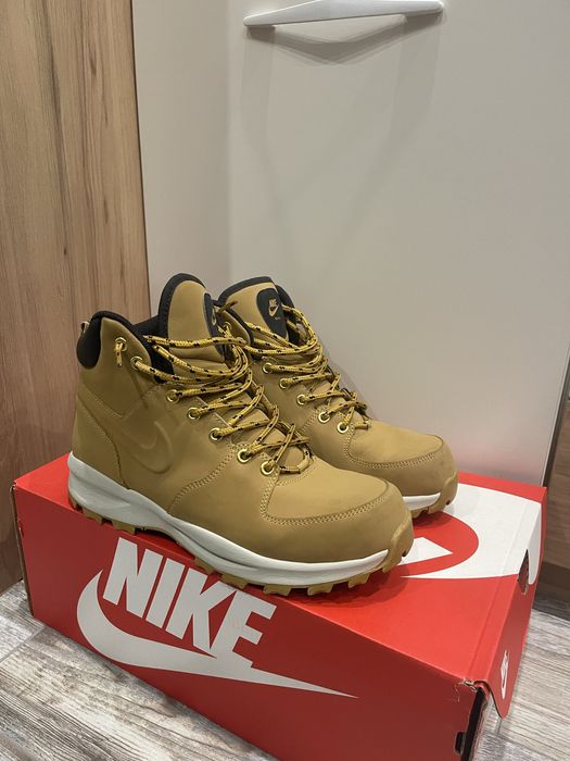 Ботуши Nike Manoa
