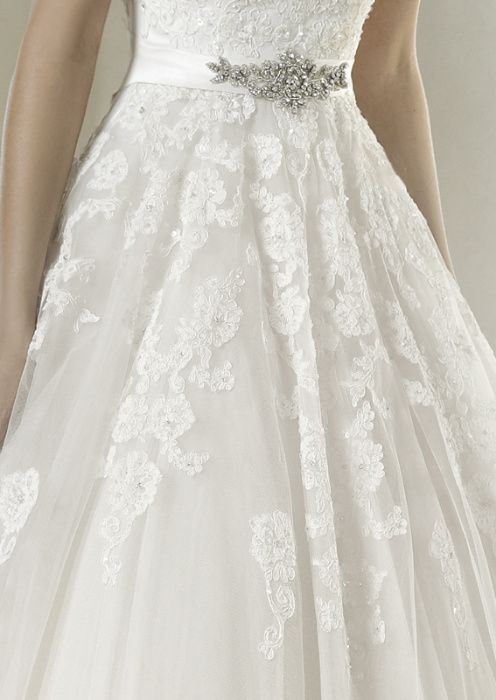 rochie mireasa demetrios
