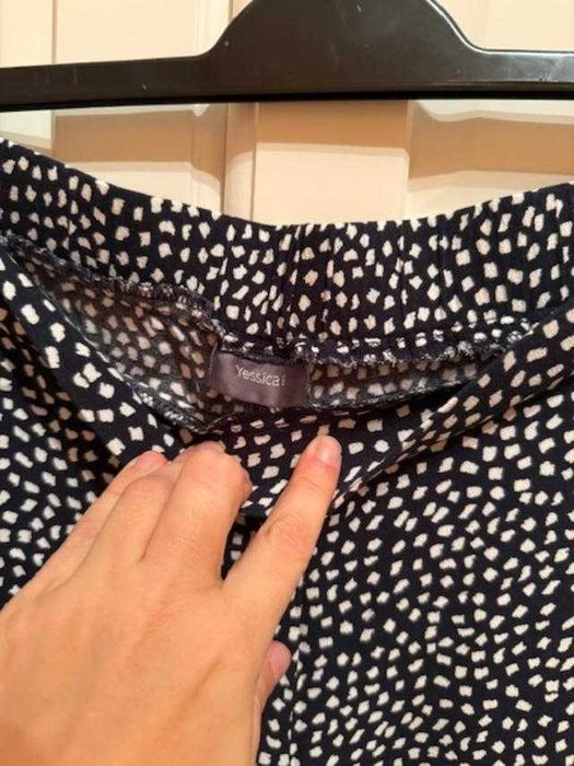 Pantaloni largi vascoza negru cu bulinute mar.46