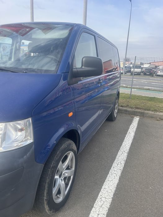 Wolkswagen Transporter T5 -1,9 TDI 1,9 75 CP AN 2007 Acte la zi