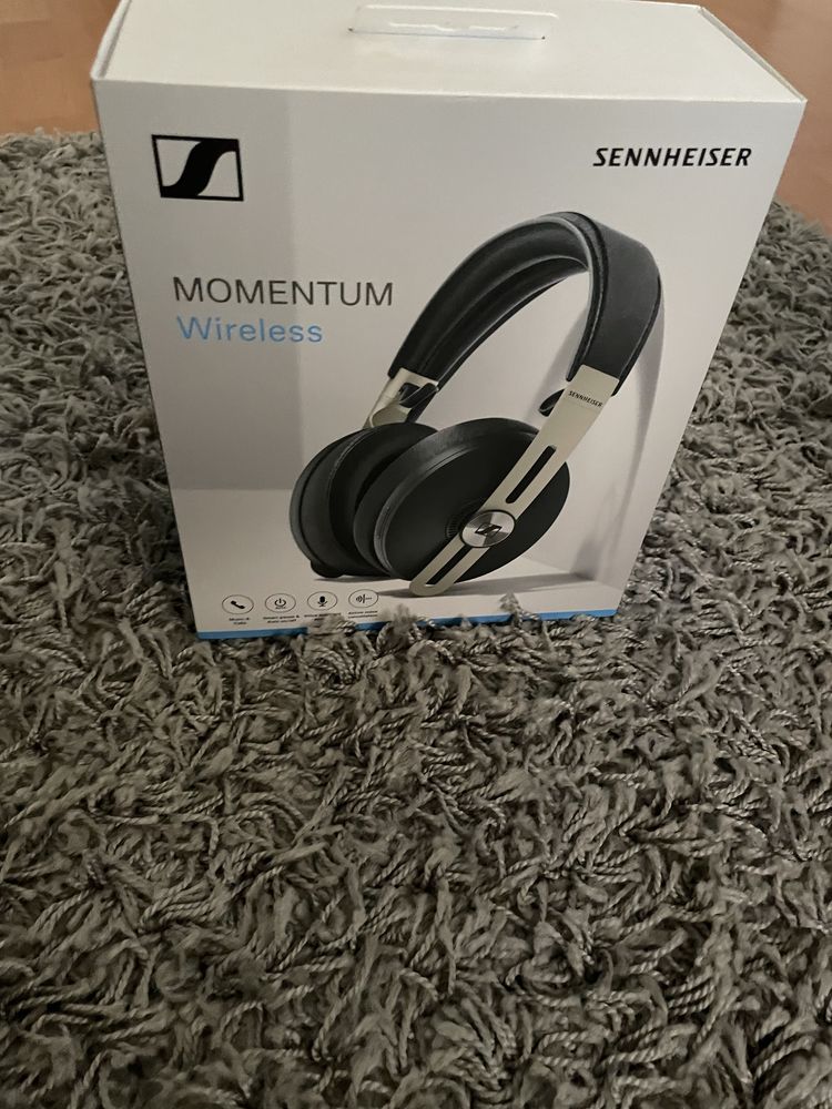Слушалки Sennheiser MOMENTUM 3 Wireless