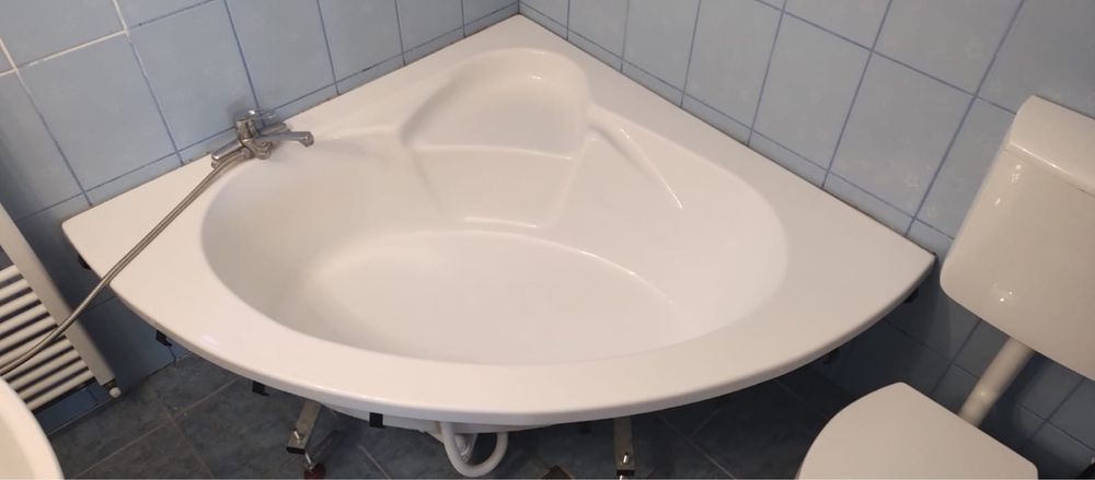 Cada de baie 130x130