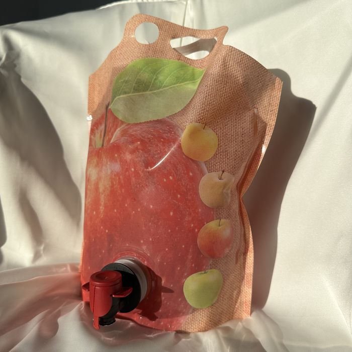 Suc de mere natural pasteurizat 2023-3 Litrii ( Ionathan, Golden)