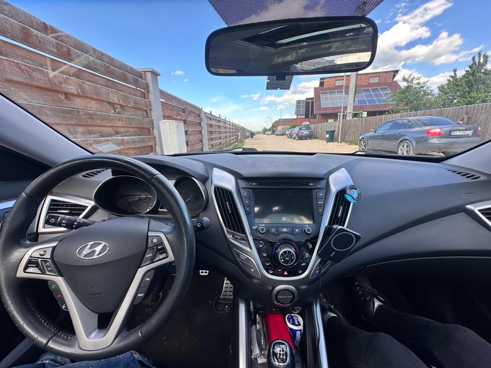 Hyundai Veloster