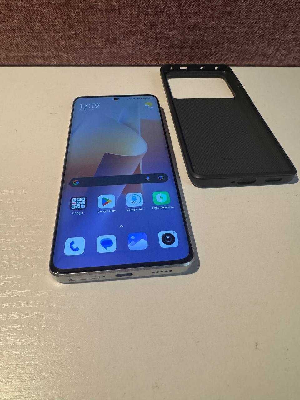 Redmi  note 13 pro plus 5G 8/256