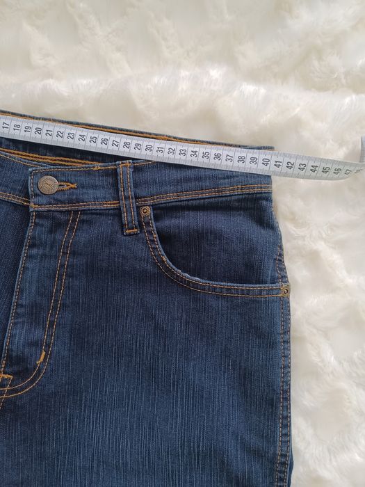 Pantaloni jeans Wrangler barbati