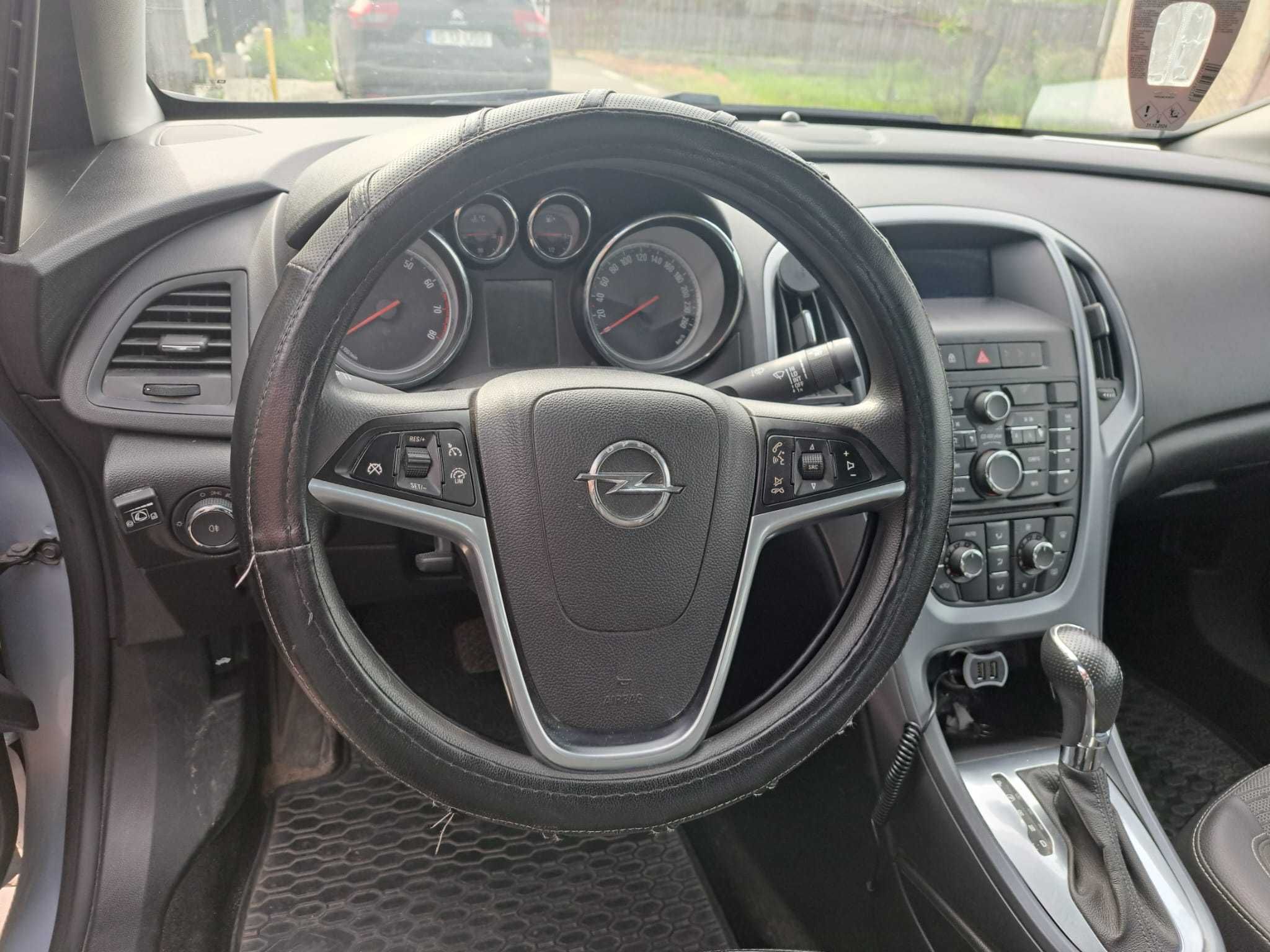 Opel Astra J Automat Benzina+Gaz