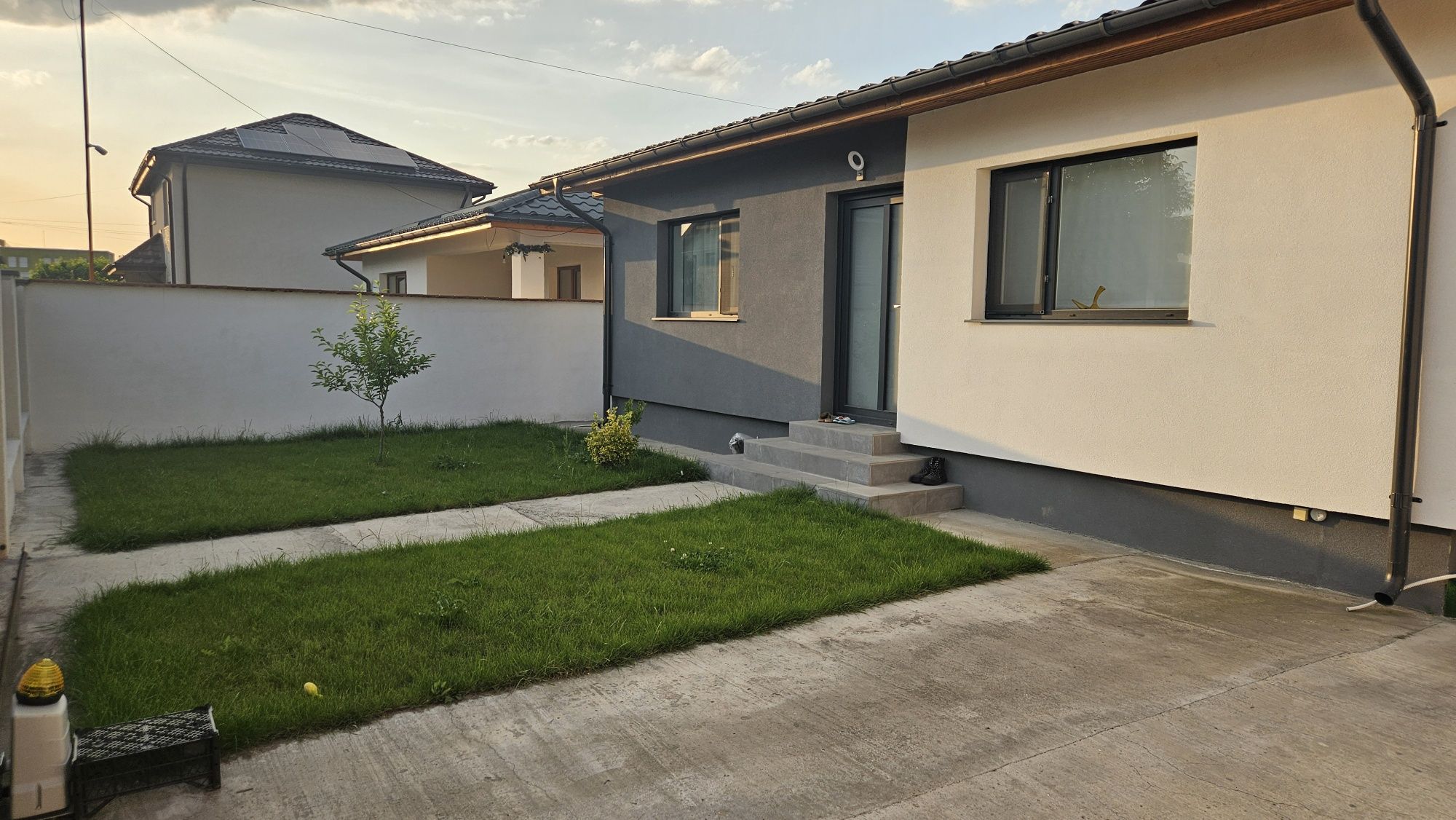Casă de închiriat zona Hamat