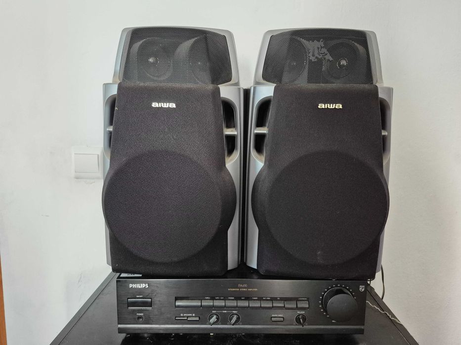 Vând stație philips cu boxe