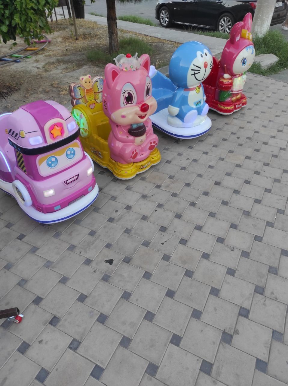 Batut atraksion sotiladi