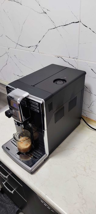 Espressor Automat Philips EP5360 Aparat cu Cafea Boabe Saeco Incanto