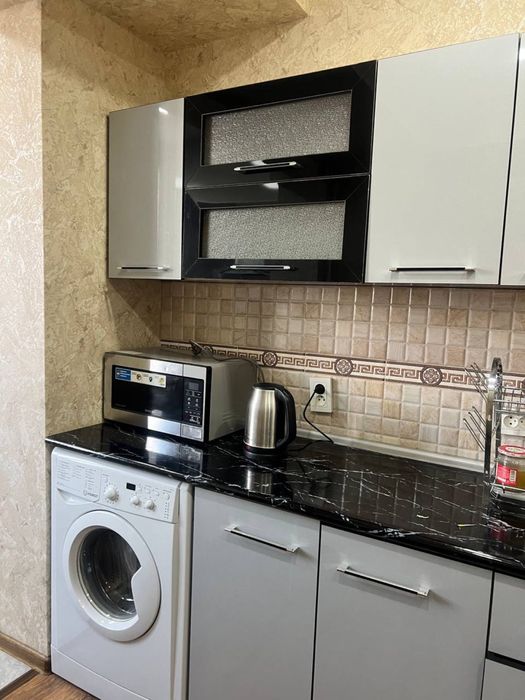 2 - Комн Квартира  Возле Алайский Рынка