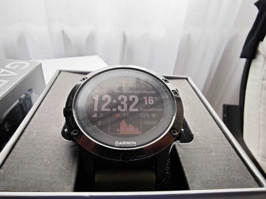 Garmin Fenix 5 Sapphire Edition