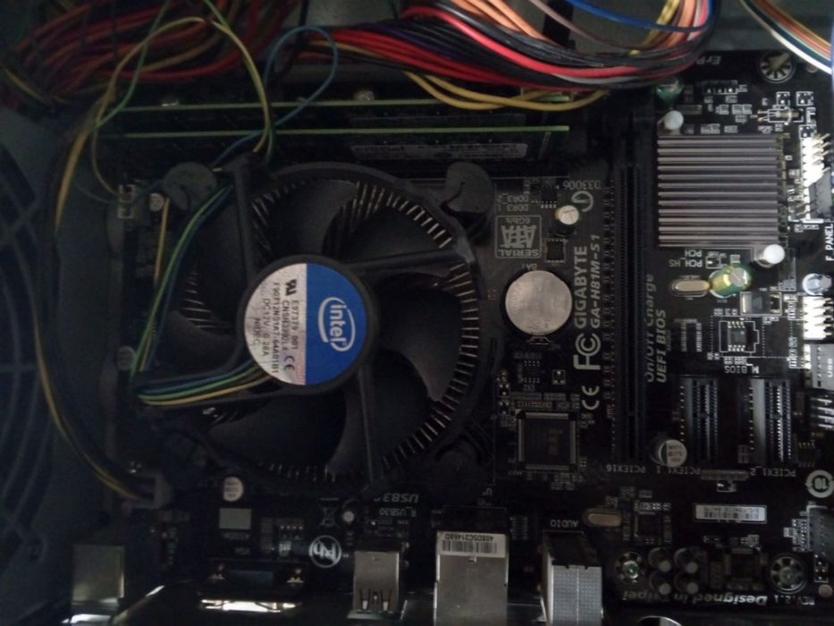 Продам компьютеры ASUS H61M-K i7-2600 ОЗУ 8g SSD 120g HDD 500g