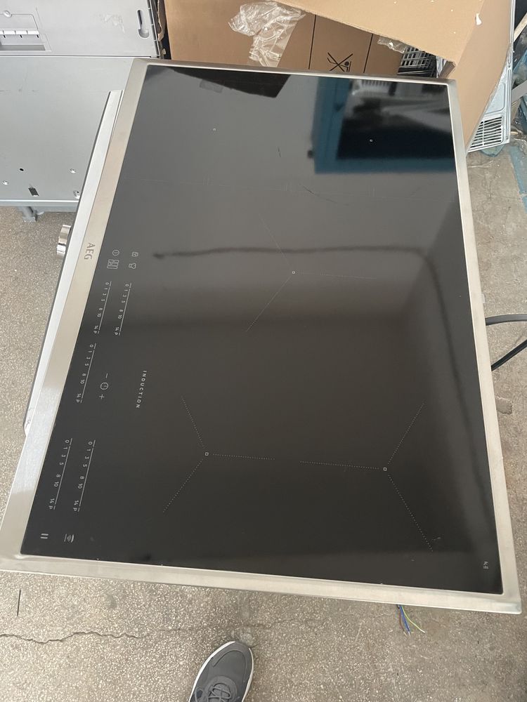 Plita inductie AEG - seria 6000