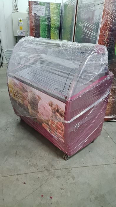 Vitrina frigorifica pentru inghetata ISA 10 cuve si 13 cuve