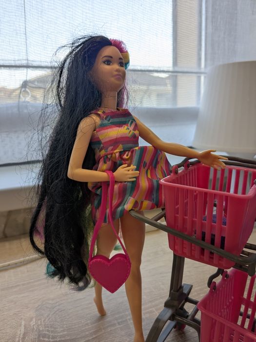 Barbie papusa cu aprozar si cărucior, magazin