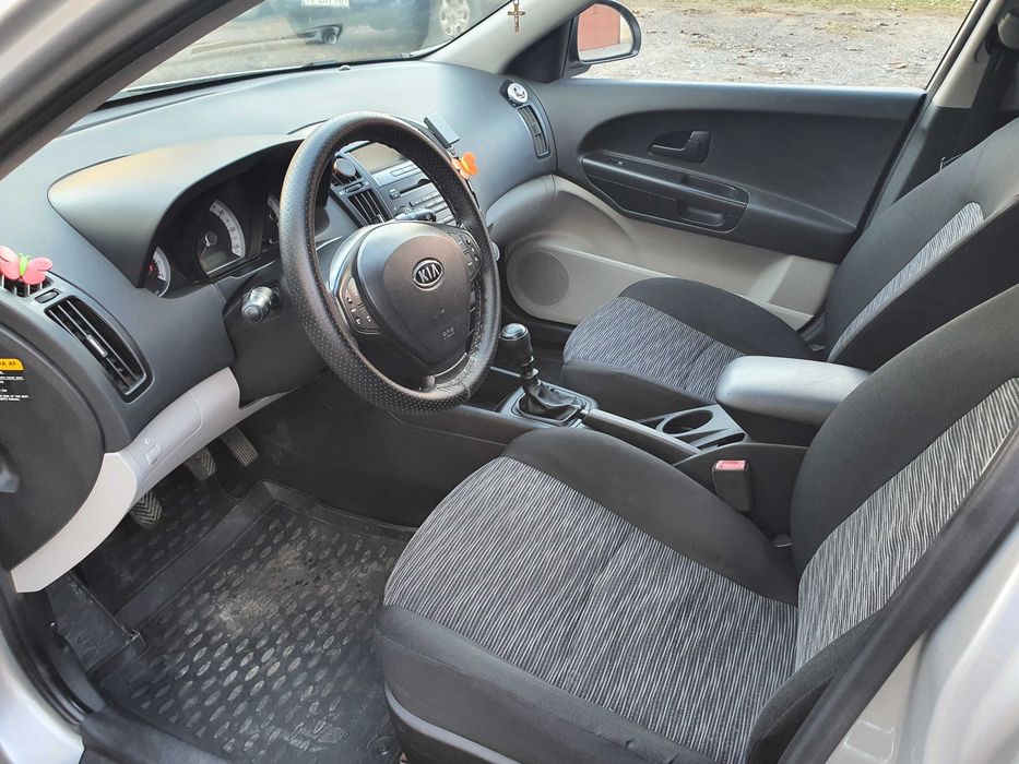 KIA Ceed 1.4 benzina