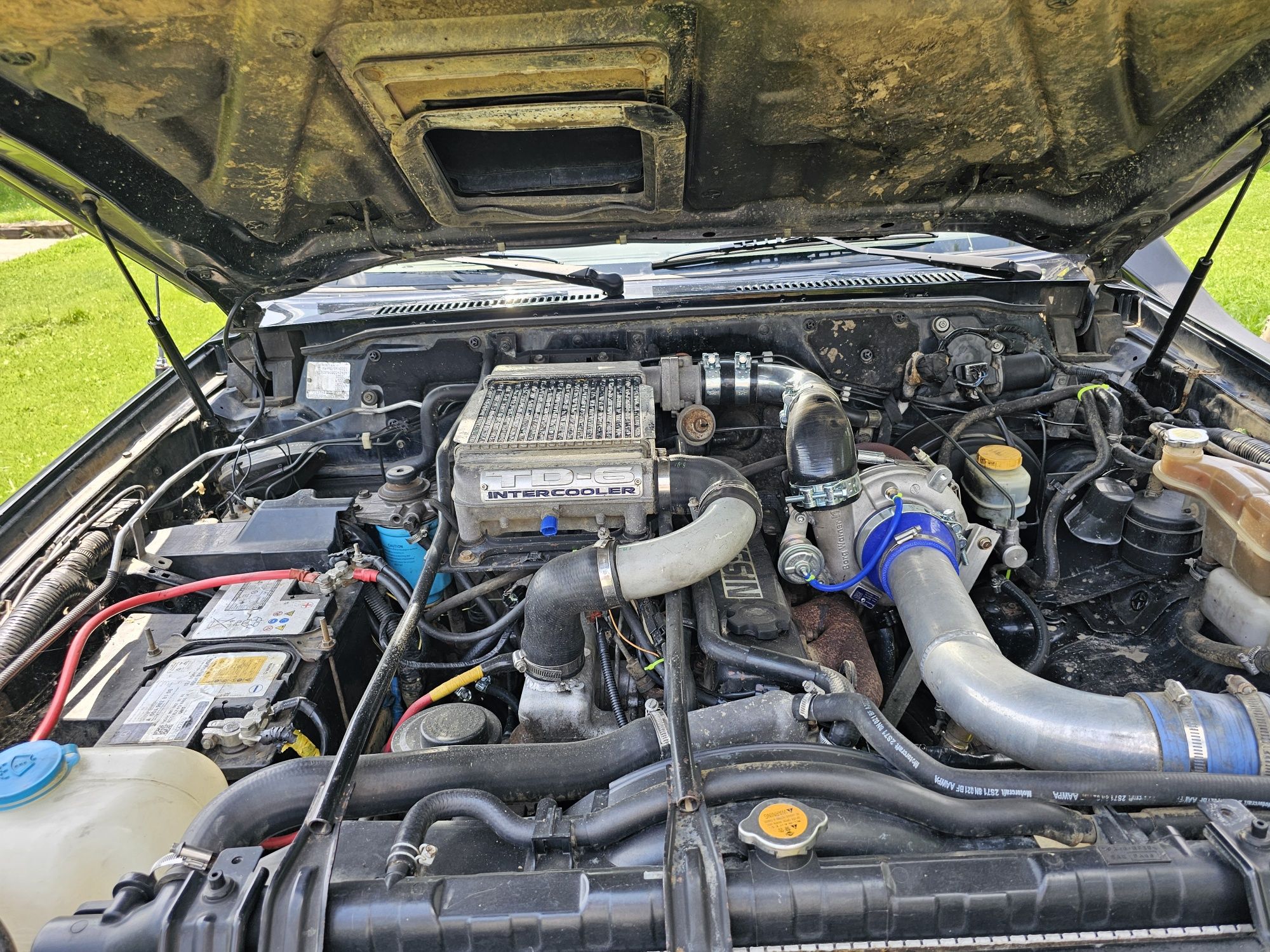 Vând/Variante  Nissan Patrol y61 GU4 2006 4.2 DIESEL TURBO