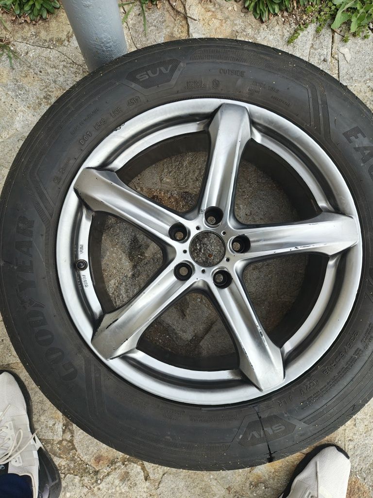 Перфектни 235/60/18 GOODYEAR - над 6мм летни гуми, Джанти  AEZ - 5/112