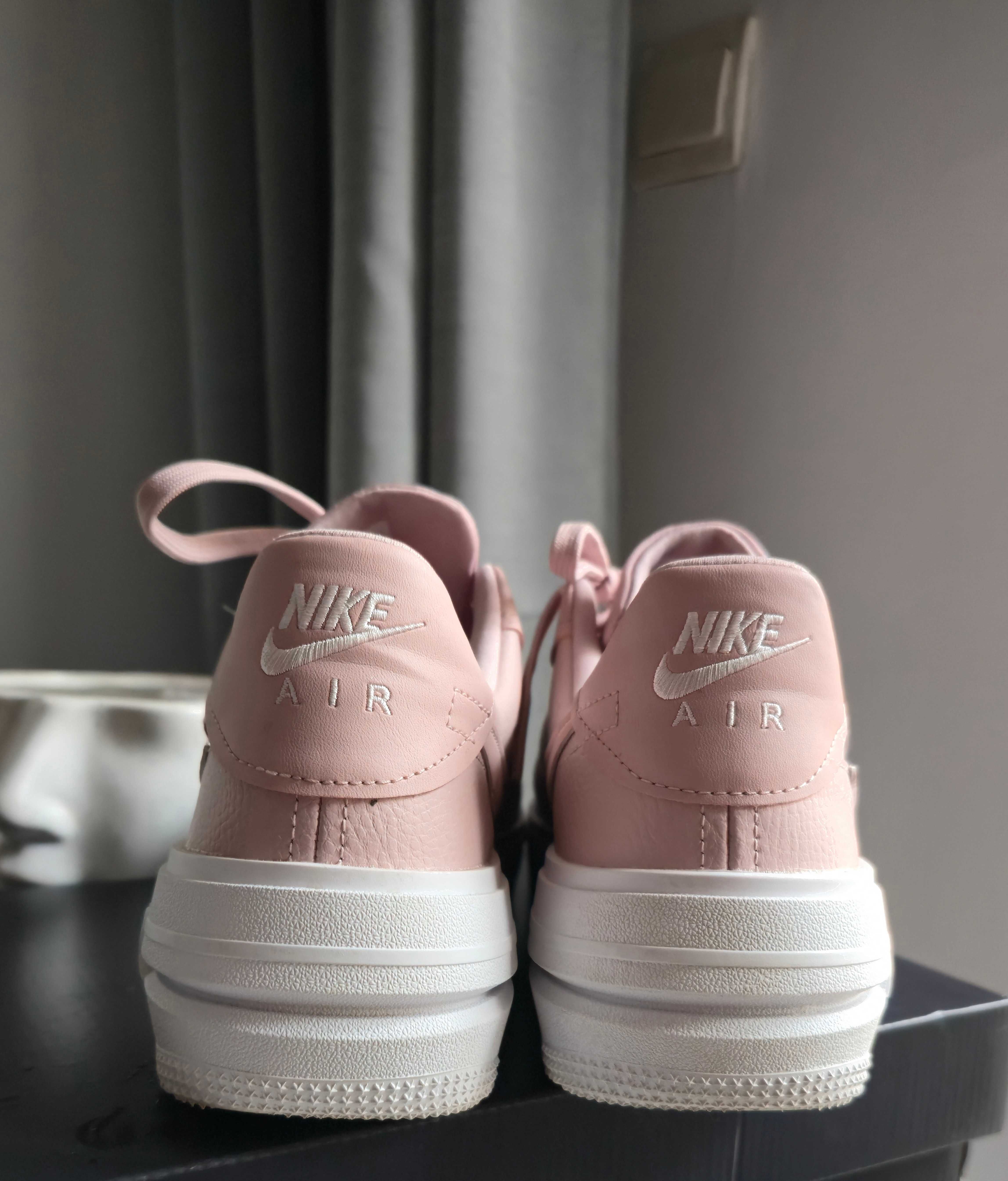 Nike Air Force 1 Platform