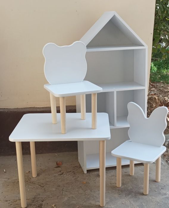 Детские столы стулья стеллажи