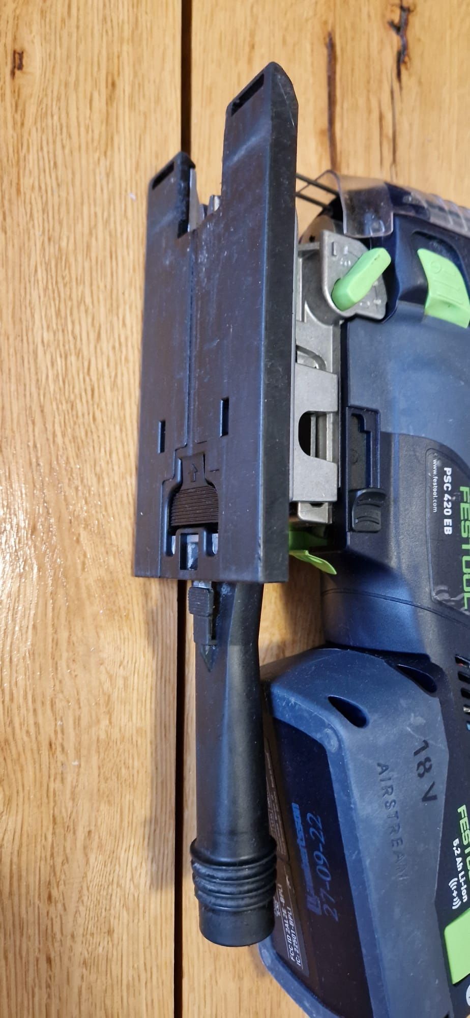 Festool ferestrău pendular pe acumulator